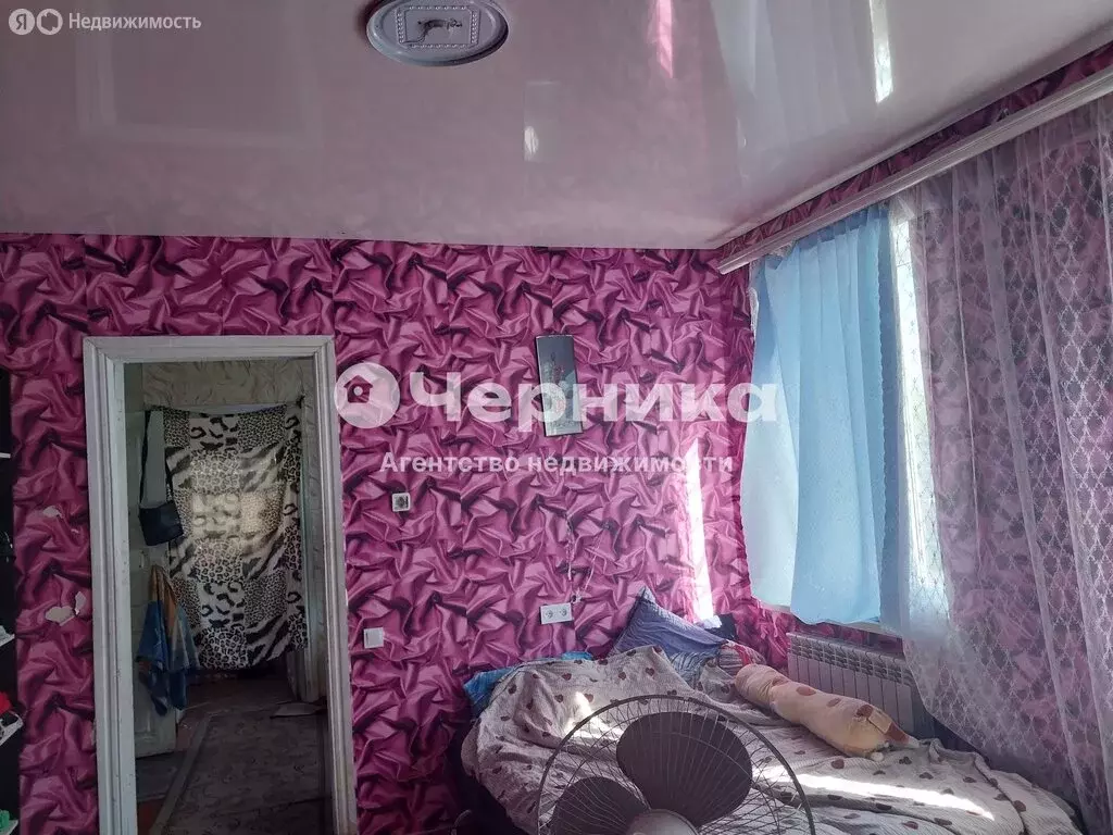 Дом в Новошахтинск, улица Володарского (70 м) - Фото 1