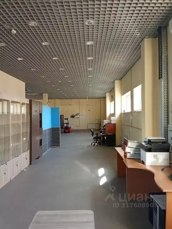 Помещение свободного назначения в Тульская область, Заокский рп ул. ... - Фото 1