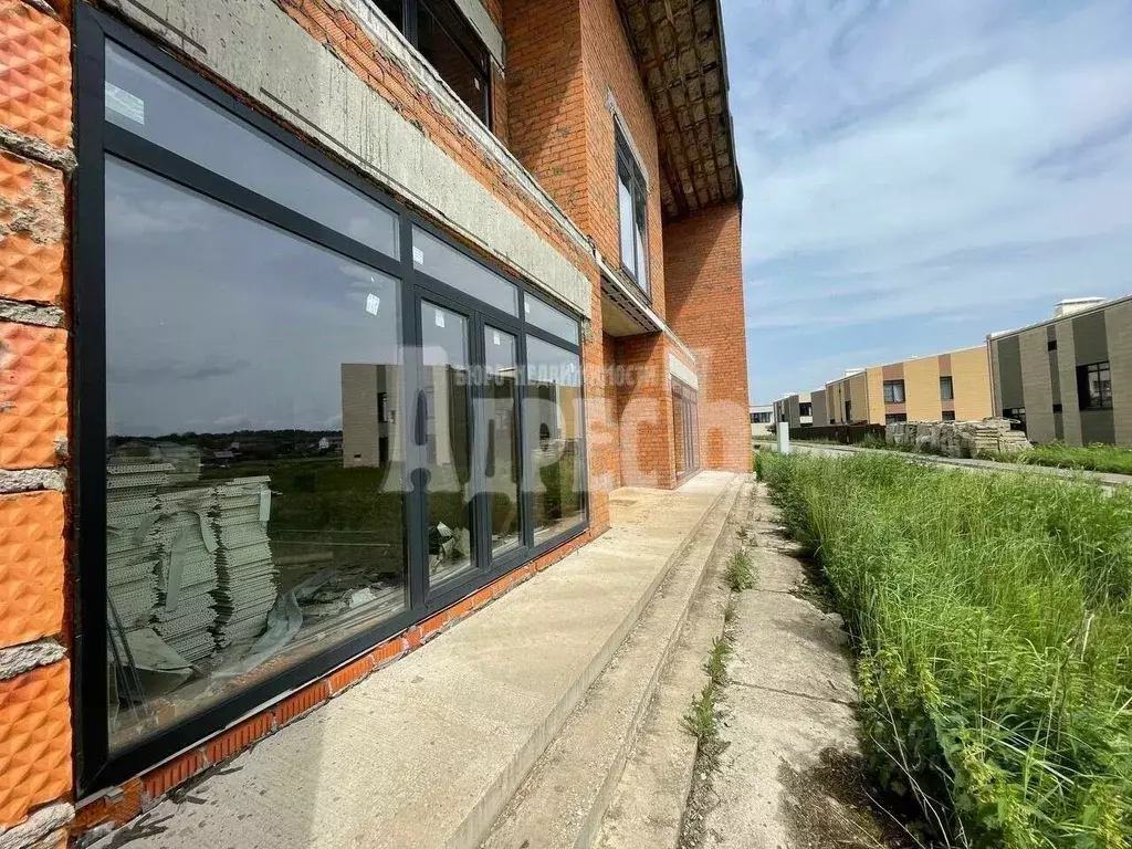 Коттедж в Калужская область, Малоярославец ул. Медвежья поляна, 14 ... - Фото 1