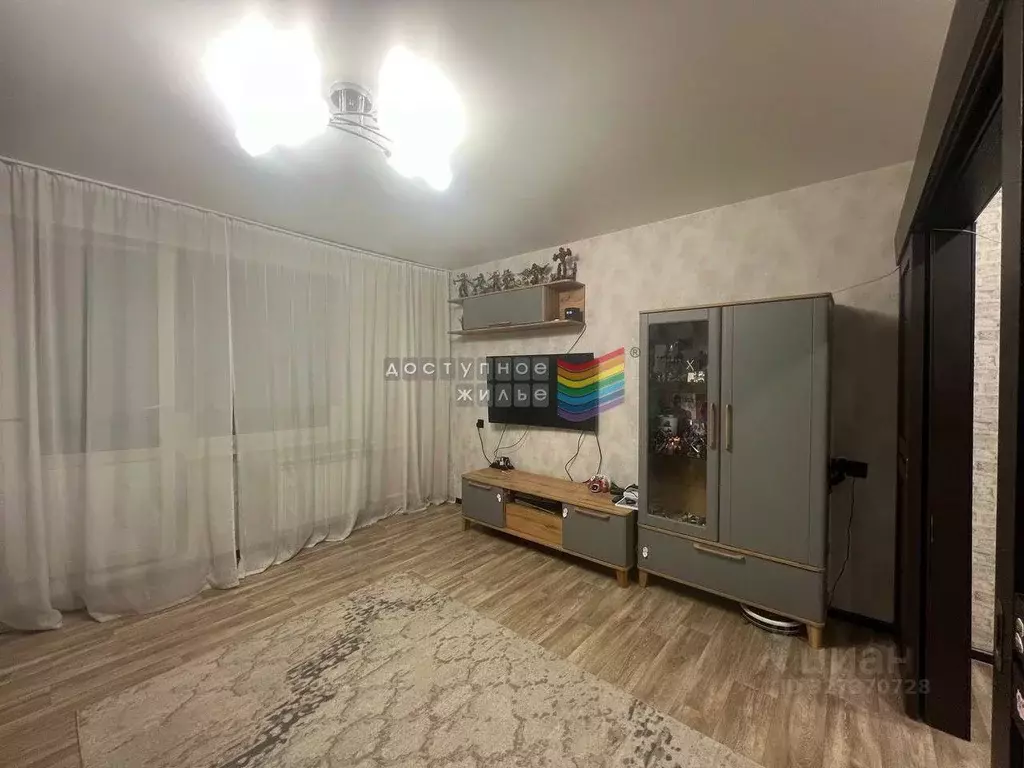 2-к кв. Красноярский край, Красноярск ул. Молокова, 46 (54.1 м) - Фото 1