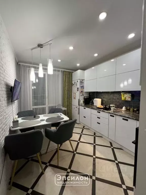 2-к кв. Курская область, Курск просп. Надежды Плевицкой, 25 (59.6 м) - Фото 1