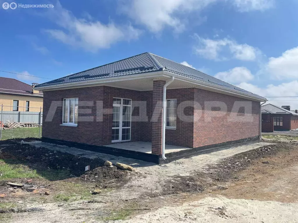Дом в хутор Ленинаван, улица Суворова (110 м) - Фото 1