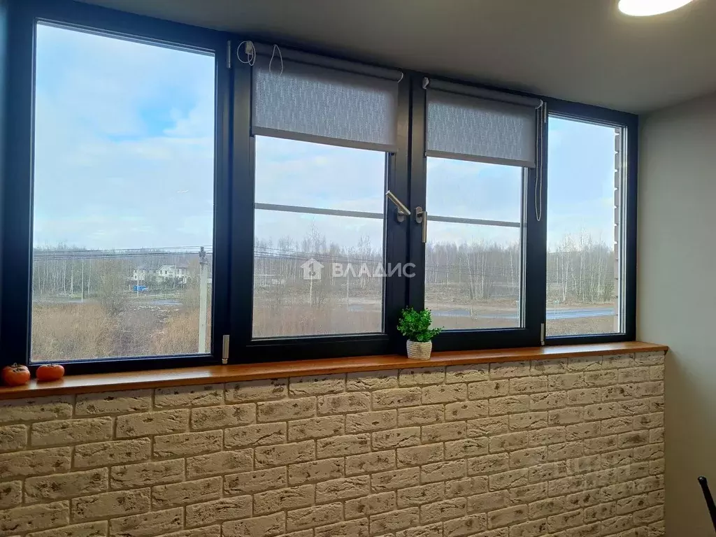 2-к кв. Владимирская область, Владимир ул. Всесвятская, 10 (64.8 м) - Фото 2