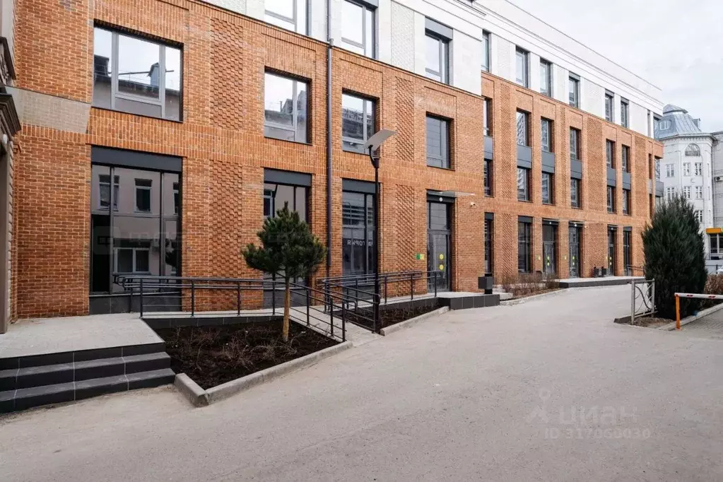 2-к кв. Татарстан, Казань ул. Бутлерова, 18 (79.5 м) - Фото 0