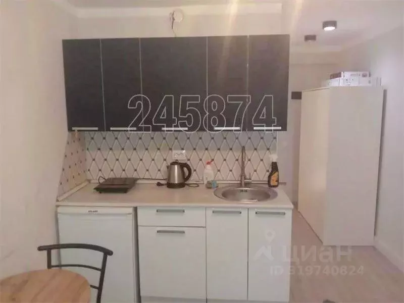 1-к кв. Москва ул. 50 лет Октября, 2К2 (16.0 м) - Фото 0
