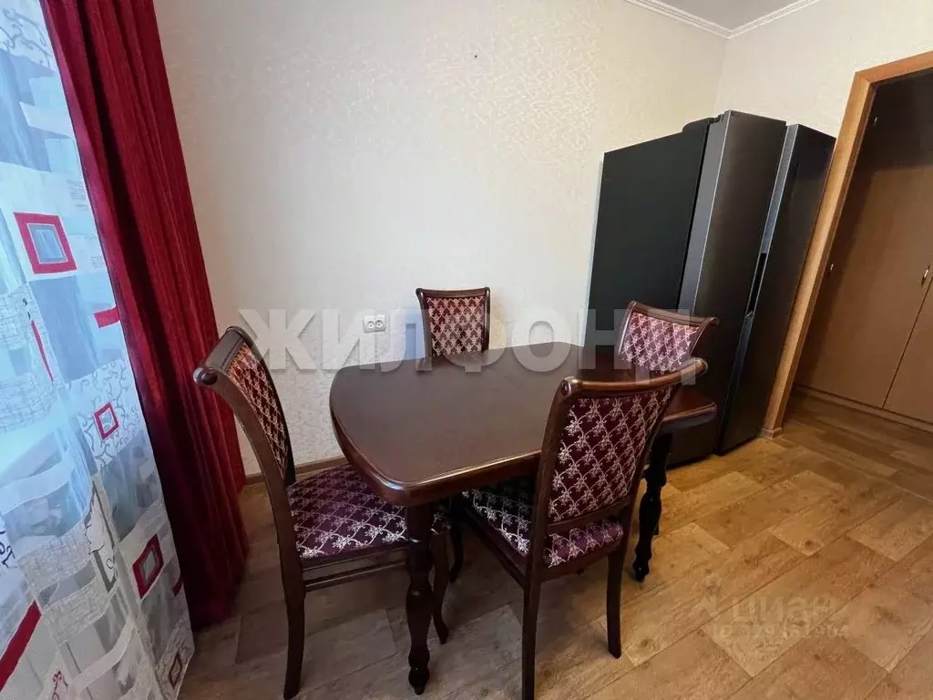 4-к кв. Ханты-Мансийский АО, Когалым Бакинская ул., 35 (75.0 м) - Фото 1