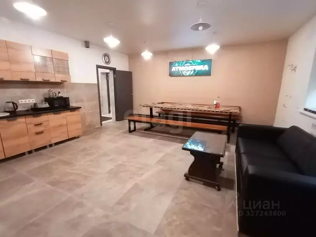 Дом в Ямало-Ненецкий АО, Ноябрьск пос. Самострой, ул. Ясная, 55 (171 ... - Фото 1