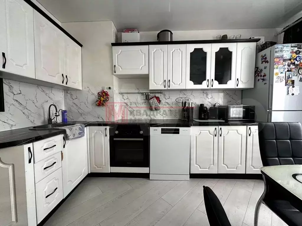 3-к. квартира, 65 м, 4/9 эт. - Фото 0