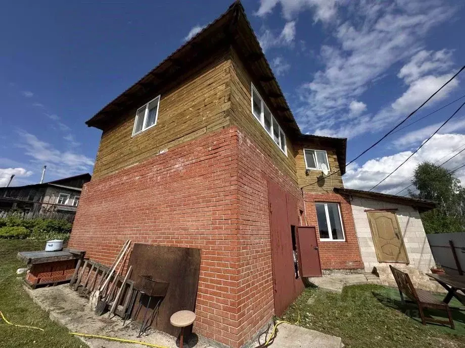 Дом в Пермский край, Березники ул. Куйбышева, 91 (170 м) - Фото 1