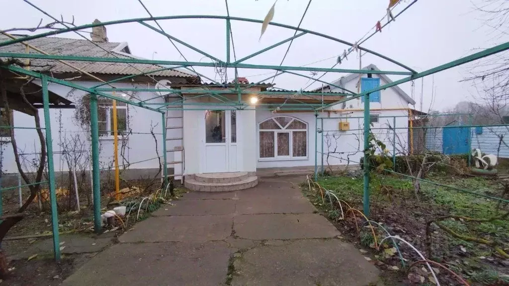 Дом в Краснодарский край, Красноармейский район, Октябрьское с/пос, ... - Фото 2