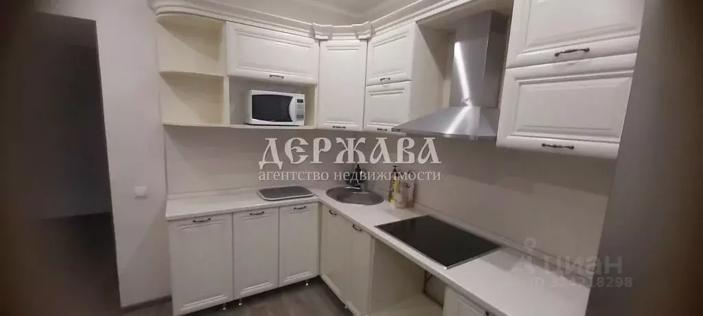 3-к кв. Белгородская область, Старый Оскол Восточный мкр, 3А (62.0 м) - Фото 0