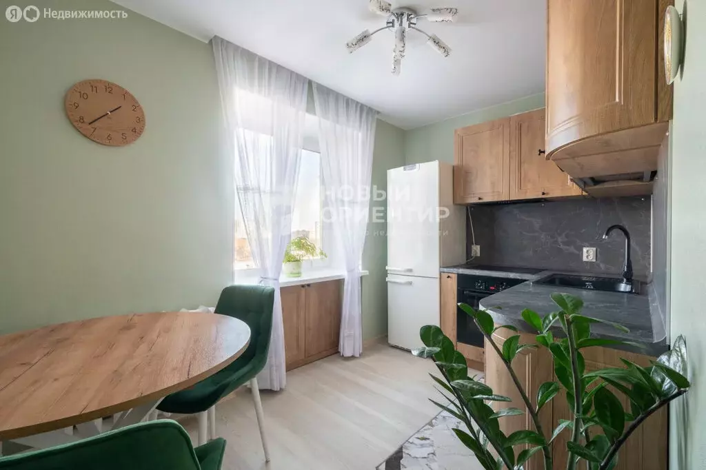 2-комнатная квартира: Екатеринбург, улица Победы, 31 (49 м) - Фото 1