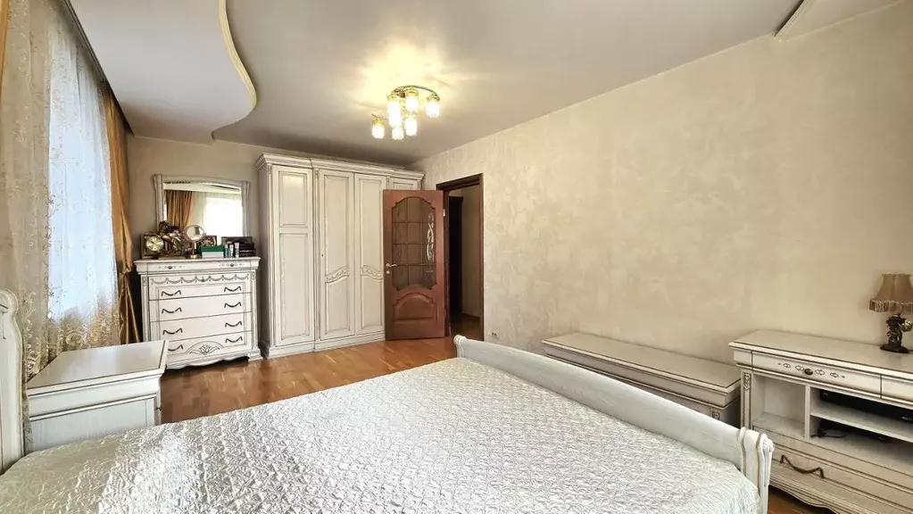4-к кв. Иркутская область, Иркутск ул. Касьянова, 22 (136.5 м) - Фото 2