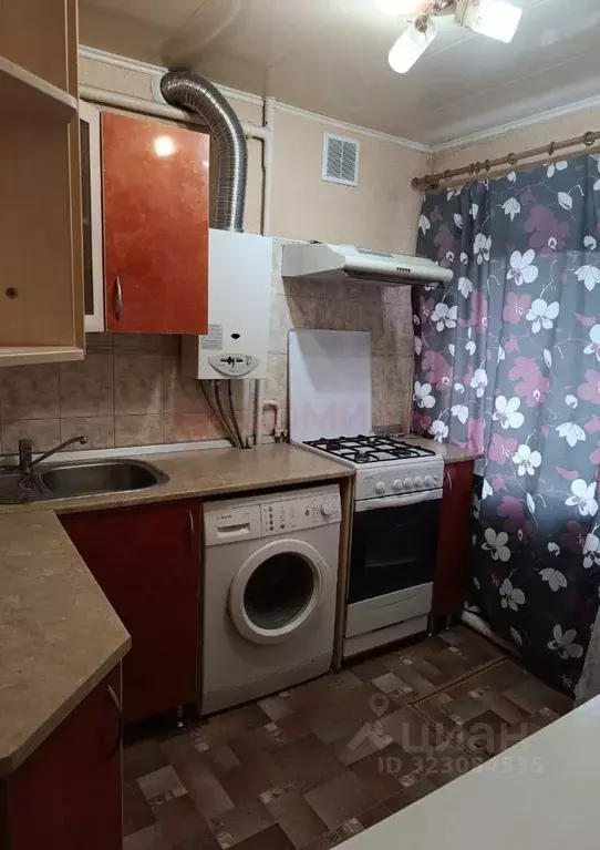 2-к кв. Ростовская область, Новочеркасск ул. Макаренко (43.0 м) - Фото 1