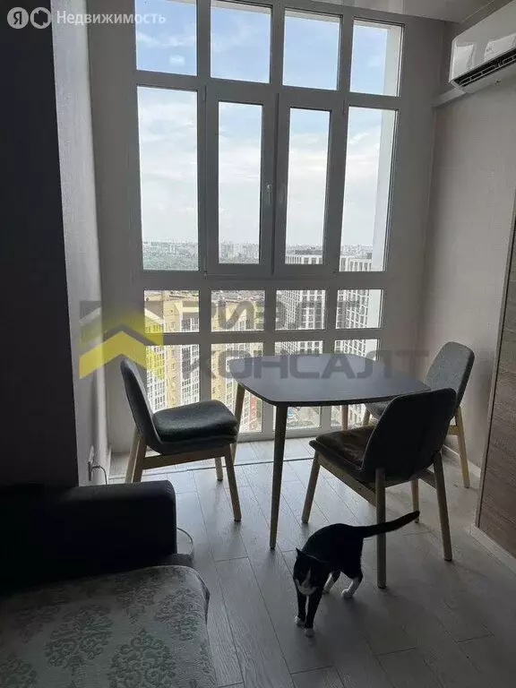 2-комнатная квартира: Омск, улица Крупской, 13/3 (56 м) - Фото 0