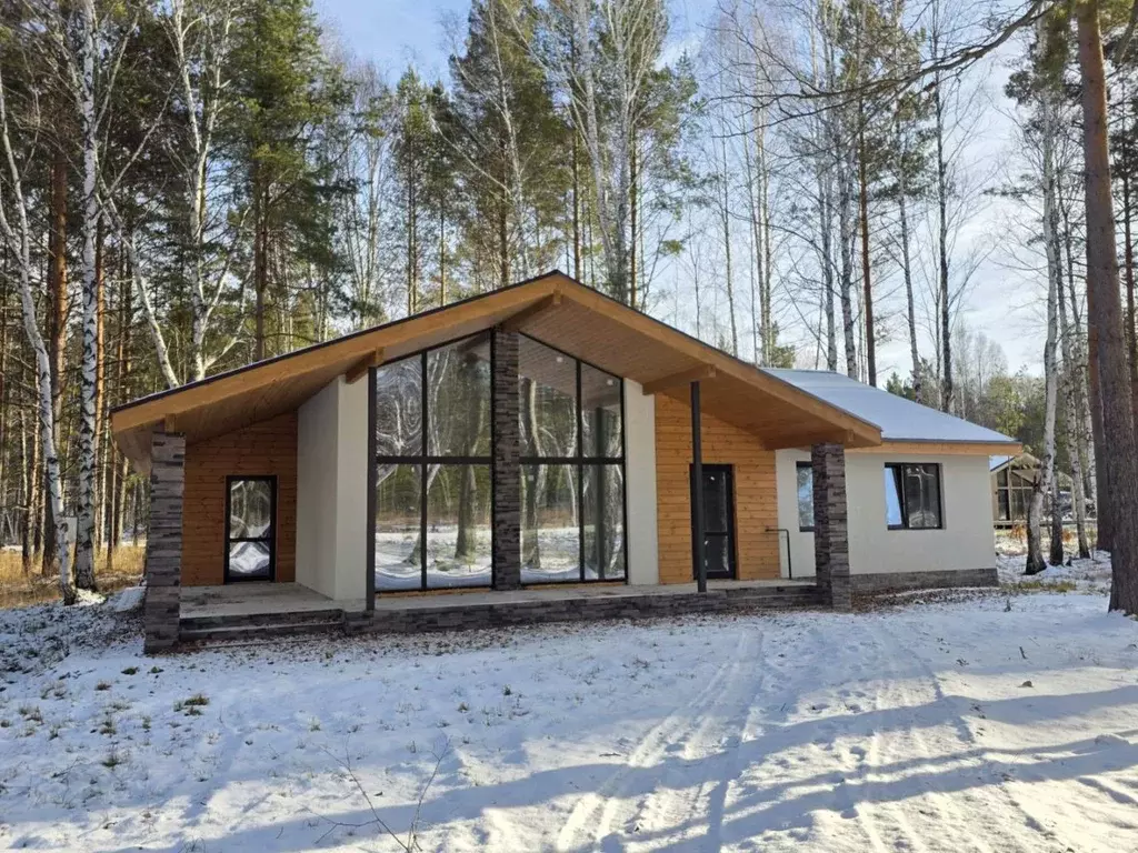 Дом в Свердловская область, Сысертский муниципальный округ, пос. ... - Фото 1