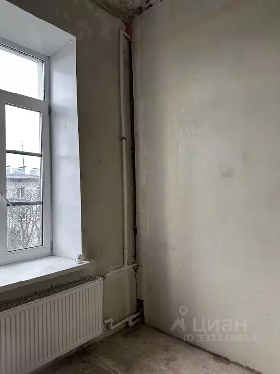 6-к кв. Санкт-Петербург, Санкт-Петербург, Кронштадт ул. Восстания, 5 ... - Фото 0