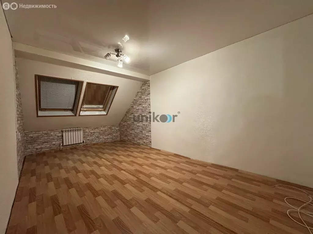 2-комнатная квартира: село Иглино, улица Калинина, 8 (56 м) - Фото 0