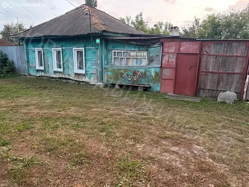 Дом в Балашов, Красноармейская улица, 22 (67.6 м) - Фото 0