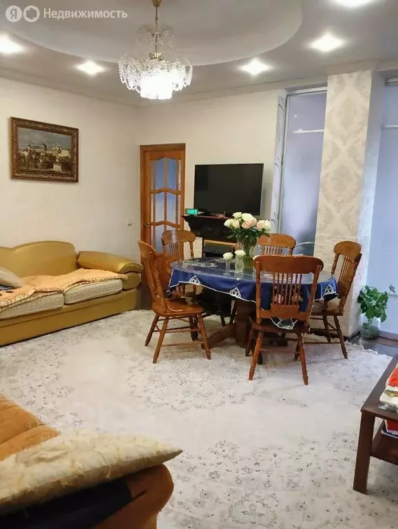 3-комнатная квартира: Волгоград, улица им. Циолковского, 37 (92.8 м) - Фото 1