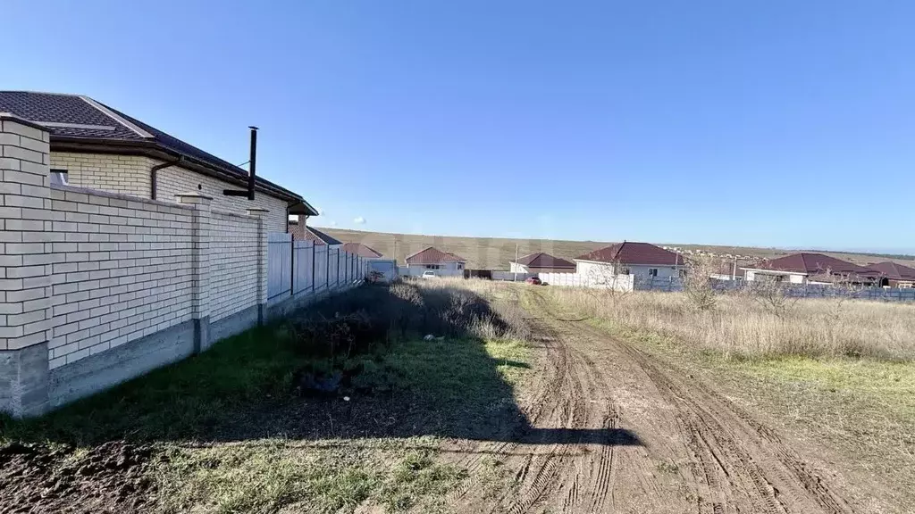 Участок в Крым, Симферопольский район, с. Мирное ул. Пейзажная (6.02 ... - Фото 2