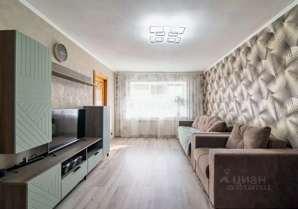 3-к кв. Алтайский край, Барнаул ул. Георгия Исакова, 127 (61.1 м) - Фото 1