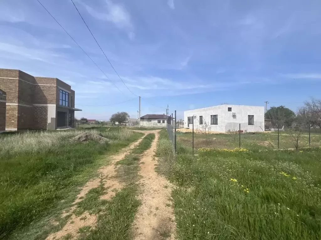 Участок в Крым, Сакский район, с. Орехово, Овощевод СНТ ул. Озерная ... - Фото 1