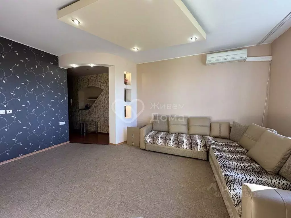 2-к кв. Волгоградская область, Волгоград ул. Космонавтов, 19 (66.2 м) - Фото 2