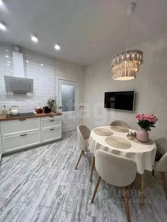 2-к кв. Ярославская область, Ярославль Красноборская ул., 43/18 (69.0 ... - Фото 1