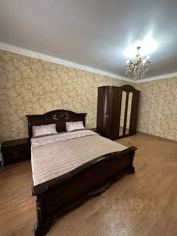 2-к кв. Ставропольский край, Ессентуки ул. Нелюбина, 25/1 (100.0 м) - Фото 0