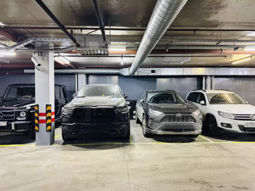 Гараж в Москва 3-я Фрунзенская ул., 19 (14 м) - Фото 1