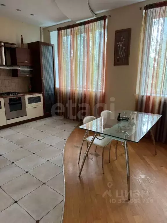 4-к кв. Курская область, Курск ул. Карла Маркса, 72к15 (156.0 м) - Фото 1