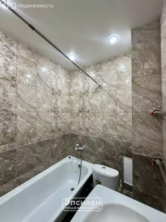 Квартира-студия: Курск, проспект Надежды Плевицкой, 23 (28 м) - Фото 2