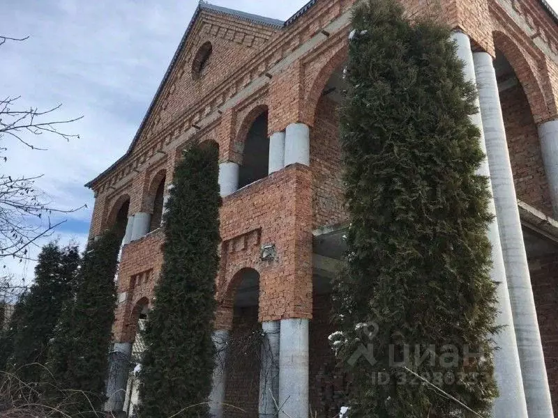 Дом в Кабардино-Балкария, Чегемский район, с. Нартан ул. Братьев ... - Фото 1