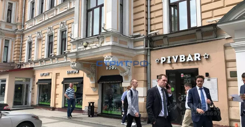 Торговая площадь в Москва 1-я Тверская-Ямская ул., 2С1 (219 м) - Фото 1