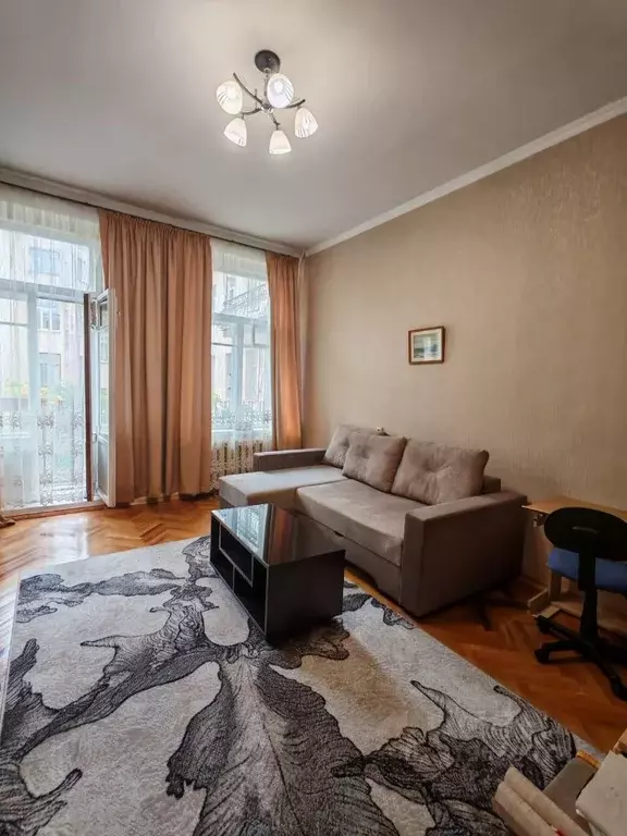 Комната Санкт-Петербург ул. Белинского, 5 (20.0 м) - Фото 0
