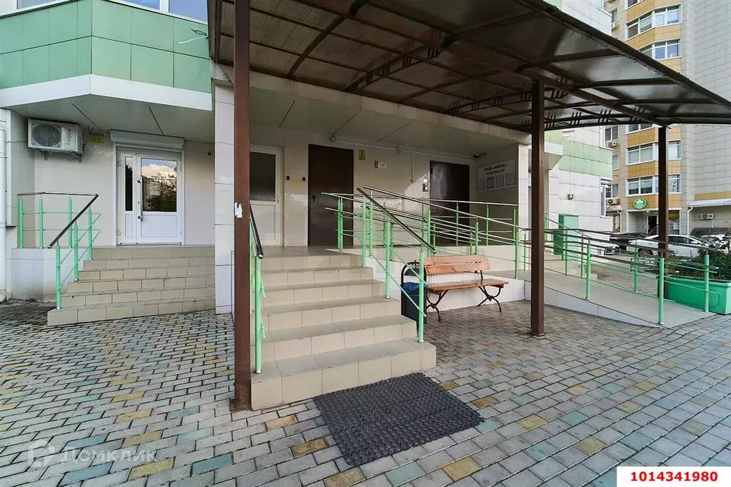 Продаётся 2-к квартира, 80 м - Фото 1