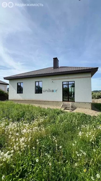 Дом в Октябрьский, улица Буровиков (107 м) - Фото 0