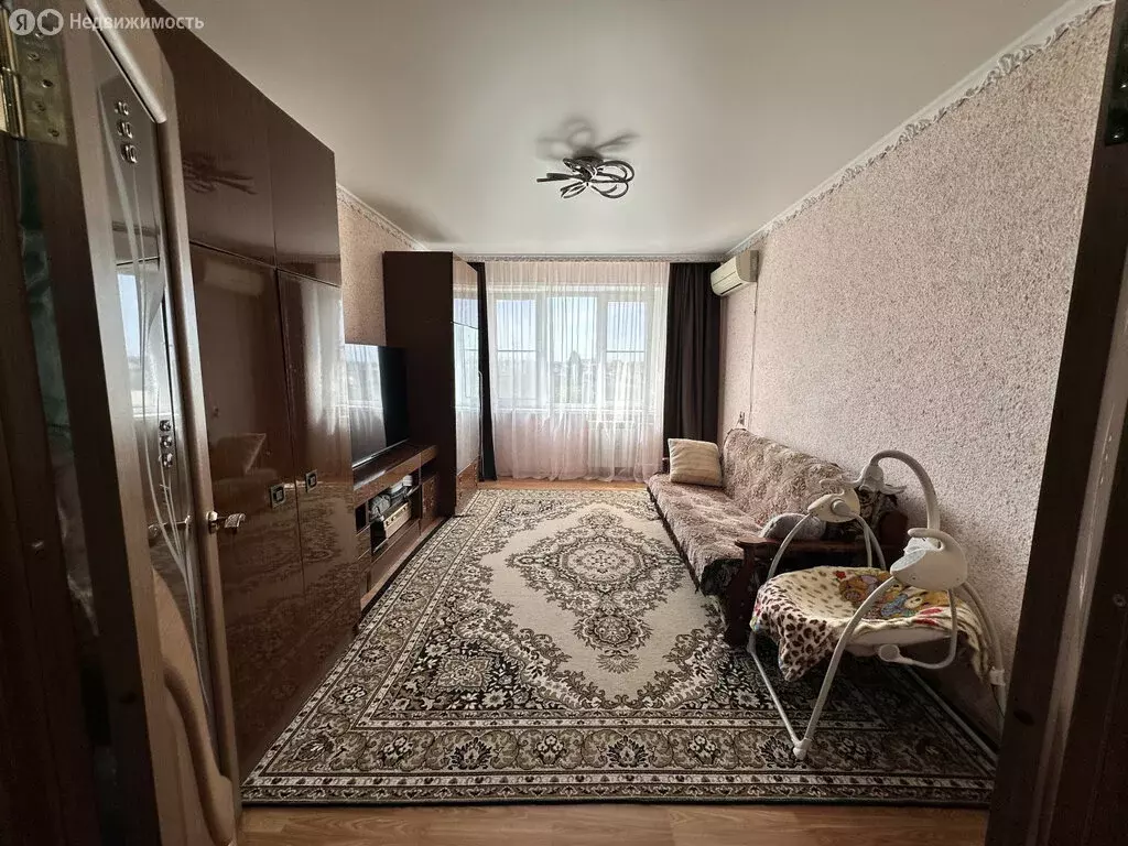 3-комнатная квартира: Армавир, улица Гоголя, 429/1 (70 м) - Фото 0