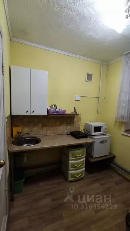 Студия Свердловская область, Екатеринбург ул. Малышева, 77 (9.0 м) - Фото 0