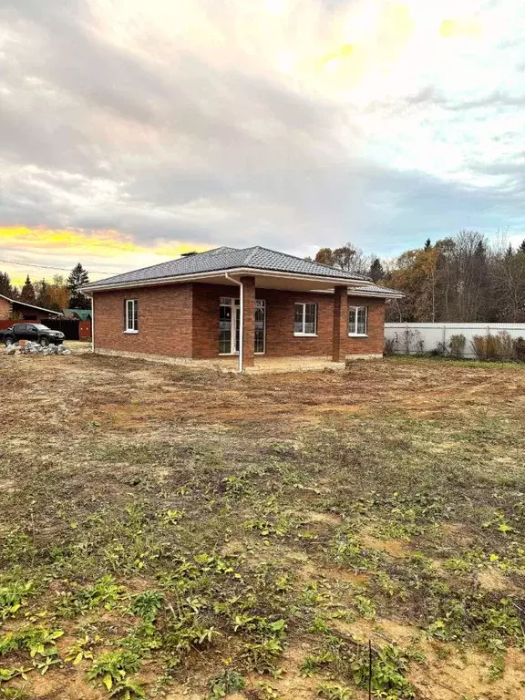 Дом в Калужская область, Калуга городской округ, д. Колюпаново  (130 ... - Фото 1