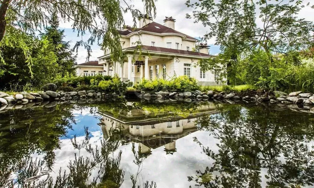 Дом в Московская область, Истра муниципальный округ, д. Веледниково, ... - Фото 1