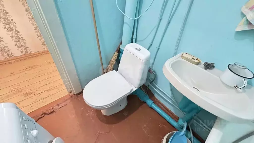 1-к кв. Псковская область, Печоры Октябрьская пл., 1 (30.7 м) - Фото 1