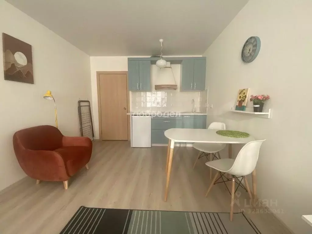 Студия Свердловская область, Екатеринбург ул. Советская, 64 (22.5 м) - Фото 1