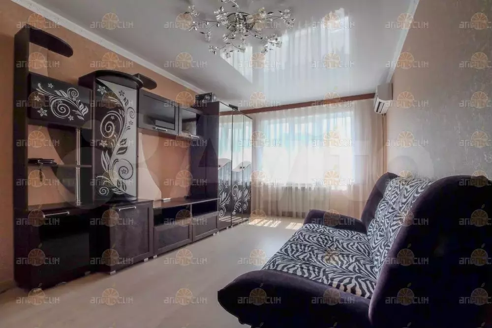 2-к. квартира, 43,5 м, 5/5 эт. - Фото 0