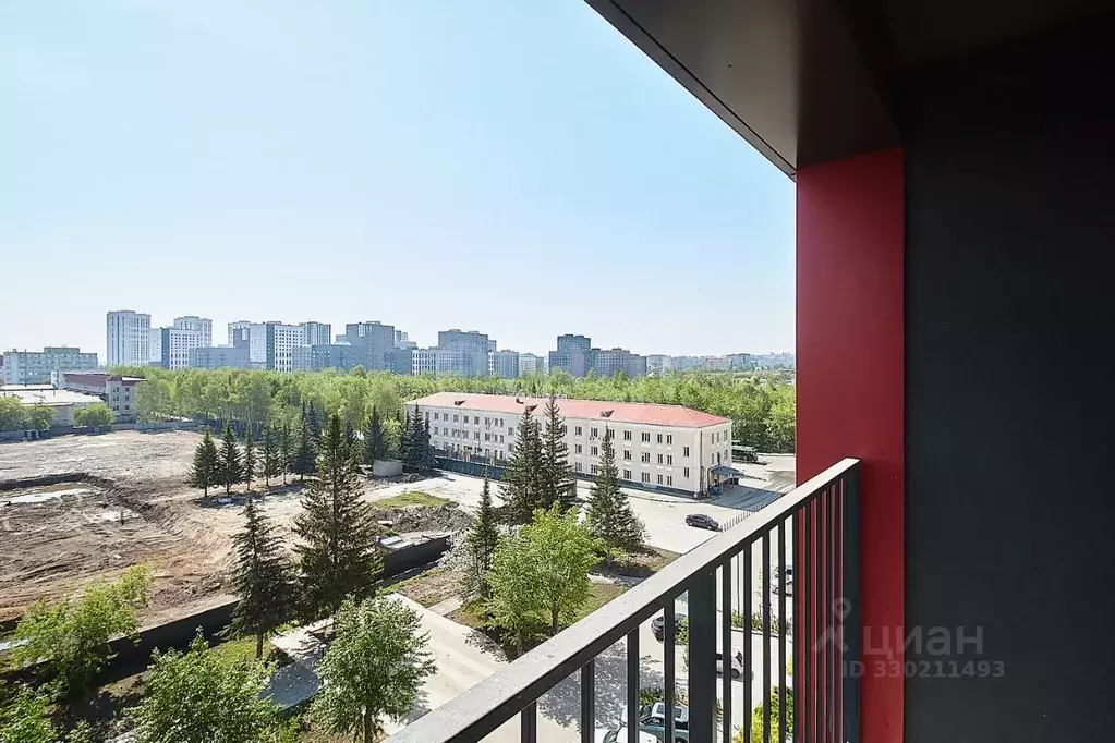 1-к кв. Тюменская область, Тюмень ул. Республики, 205к1 (38.4 м) - Фото 0