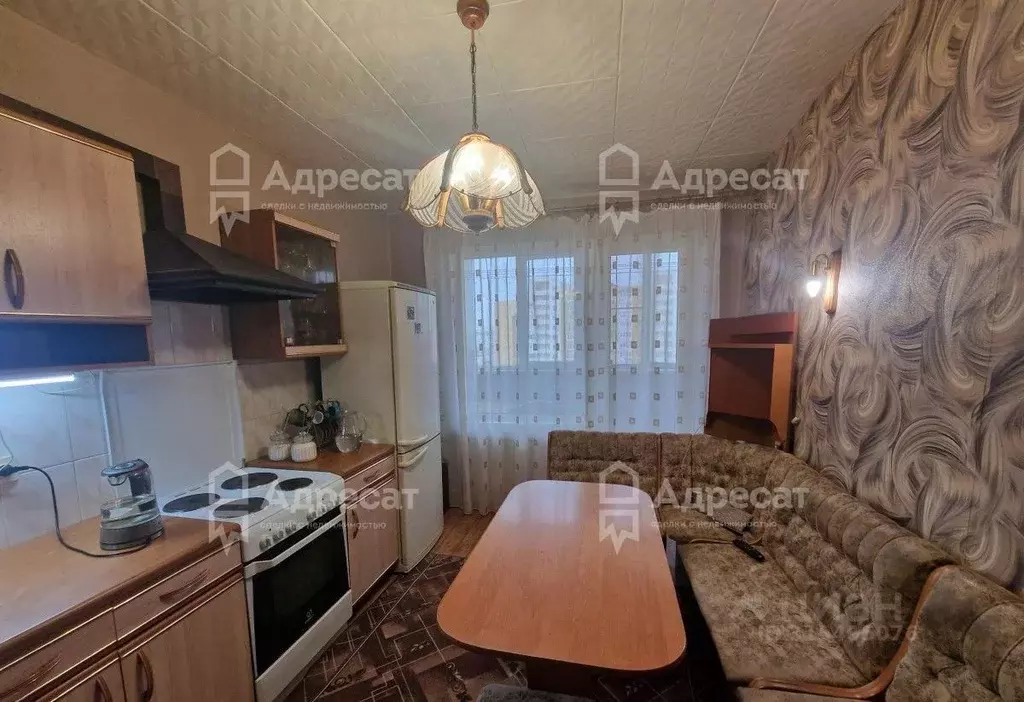 3-к кв. Волгоградская область, Волгоград ул. Хользунова, 18/3 (88.0 м) - Фото 0