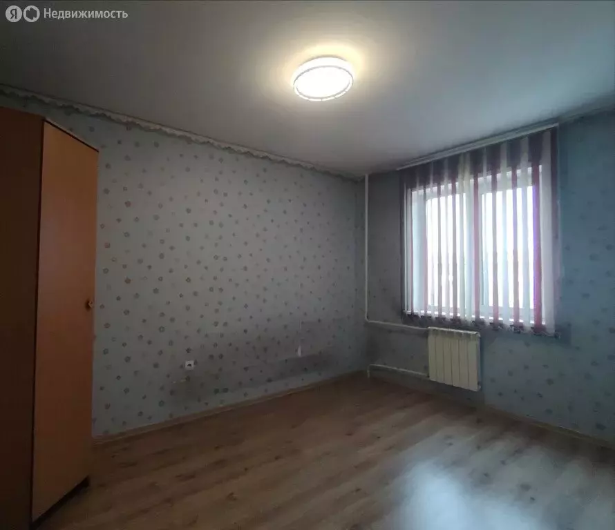 2-комнатная квартира: Белово, Октябрьская улица, 65 (51 м) - Фото 0