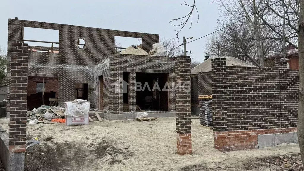 Дом в Ростовская область, Ростов-на-Дону Ревкомовская ул. (200 м) - Фото 0