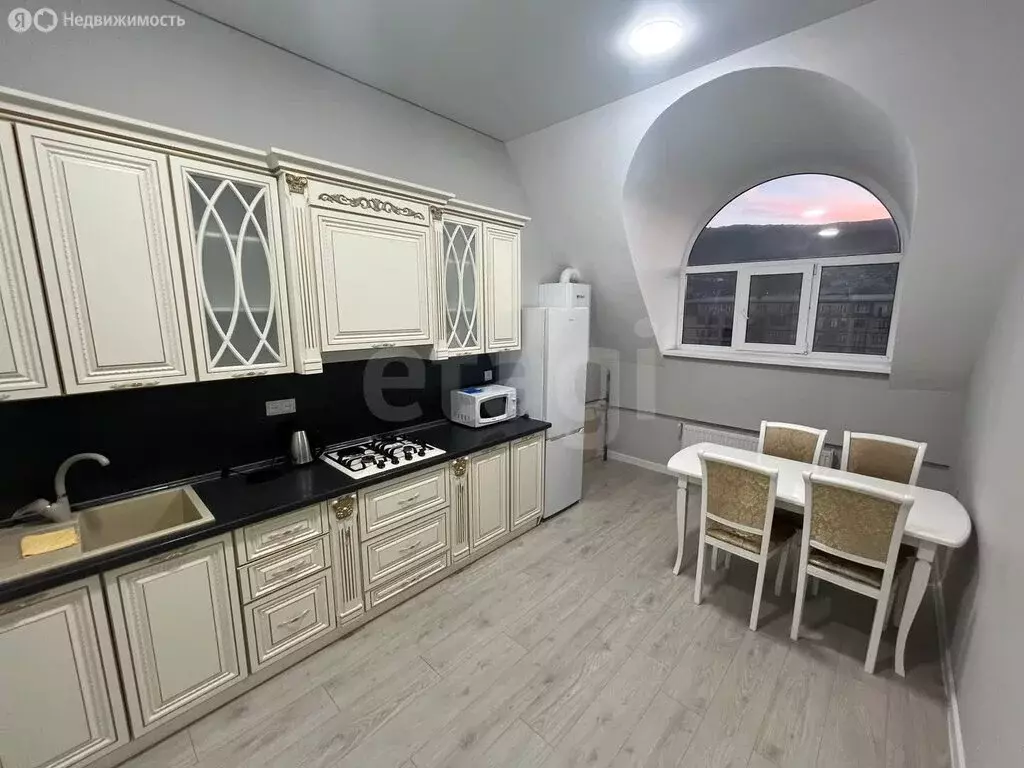 3-комнатная квартира: Махачкала, улица Абдулхакима Исмаилова, 68 (90.3 ... - Фото 2